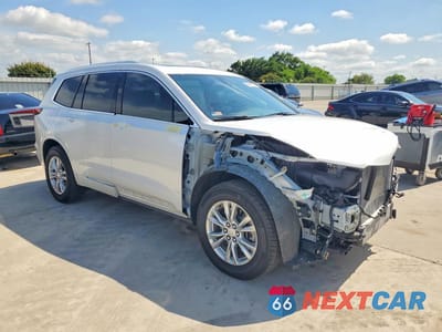 Czwarte zdjęcie samochodu z boku: 2025 CADILLAC XT6 LUXURY VIN:1GYKPAR46SZ145746 - miniatura