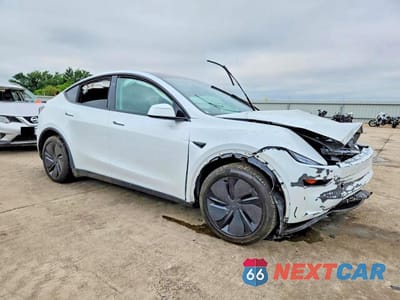 Czwarte zdjęcie samochodu z boku: 2026 TESLA MODEL Y VIN:7SAYGDEE3TA429634 - miniatura