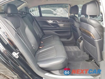 Zdjęcie 10 z 12 samochodu: 2016 BMW 740 I VIN:WBA7E2C52GG738741 - miniatura