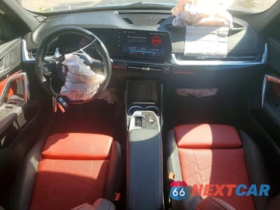 Zdjęcie 8 z 13 samochodu: 2023 BMW X1 XDRIVE28I VIN:WBX73EF04P5W38858 - miniatura