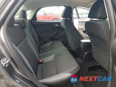 Zdjęcie 10 z 12 samochodu: 2014 FORD FOCUS SE VIN:1FADP3F21EL446855 - miniatura