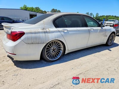Trzecie zdjęcie samochodu z tyłu: 2013 BMW 750 LI VIN:WBAYE8C56DDS15968 - miniatura