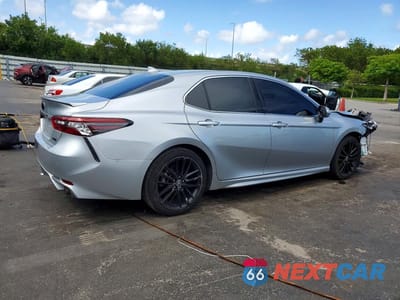 Trzecie zdjęcie samochodu z tyłu: 2023 TOYOTA CAMRY XSE VIN:4T1K61AKXPU838368 - miniatura