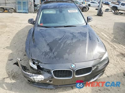 Piąte zdjęcie samochodu w środku: 2016 BMW 320 I VIN:WBA8A9C57GK616964 - miniatura