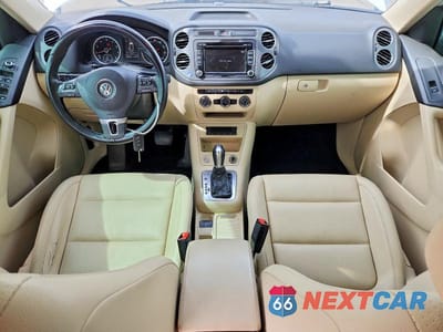 Zdjęcie 8 z 14 samochodu: 2014 VOLKSWAGEN TIGUAN S VIN:WVGBV3AX1EW624137 - miniatura