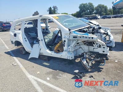 Czwarte zdjęcie samochodu z boku: 2018 MERCEDES-BENZ GLS 450 4MATIC VIN:4JGDF6EE8JB077093 - miniatura