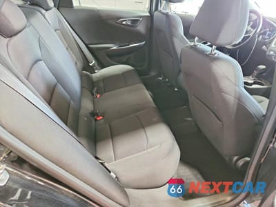Zdjęcie 10 z 12 samochodu: 2021 CHEVROLET MALIBU RS VIN:1G1ZG5ST3MF012369 - miniatura