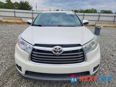 Piąte zdjęcie samochodu w środku: 2015 TOYOTA HIGHLANDER XLE VIN:5TDKKRFH4FS112942 - miniatura