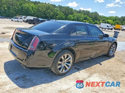 Trzecie zdjęcie samochodu z tyłu: 2014 CHRYSLER 300 S VIN:2C3CCABG7EH373175 - miniatura