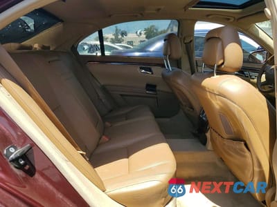Zdjęcie 10 z 12 samochodu: 2008 MERCEDES-BENZ S 550 VIN:WDDNG71X78A221466 - miniatura