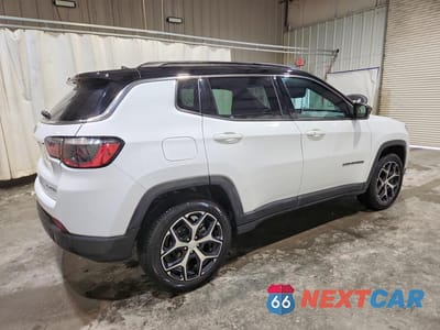 Trzecie zdjęcie samochodu z tyłu: 2024 JEEP COMPASS LIMITED VIN:3C4NJDCN8RT134238 - miniatura