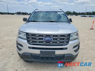 Piąte zdjęcie samochodu w środku: 2017 FORD EXPLORER VIN:1FM5K7B86HGA86618 - miniatura