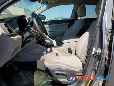 Zdjęcie 7 z 13 samochodu: 2019 HYUNDAI TUCSON SE VIN:KM8J2CA4XKU882397 - miniatura