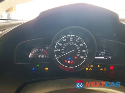 Zdjęcie 9 z 12 samochodu: 2017 MAZDA 3 TOURING VIN:JM1BN1L31H1146046 - miniatura
