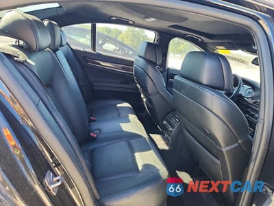 Zdjęcie 10 z 12 samochodu: 2011 BMW 750 I VIN:WBAKX6C56BC197110 - miniatura