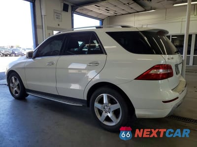 Drugie zdjęcie samochodu z przodu: 2014 MERCEDES-BENZ ML 550 4MATIC VIN:4JGDA7DB4EA335990 - miniatura