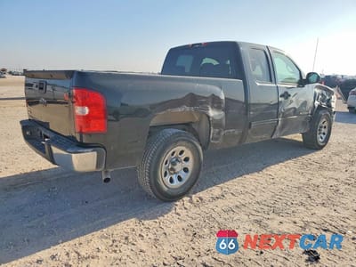Trzecie zdjęcie samochodu z tyłu: 2010 CHEVROLET SILVERADO C1500 LS VIN:1GCSCREA1AZ263911 - miniatura
