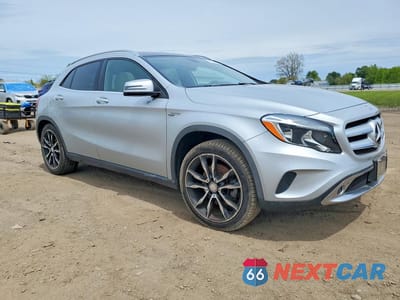 Czwarte zdjęcie samochodu z boku: 2015 MERCEDES-BENZ GLA 250 4MATIC VIN:WDCTG4GB5FJ065401 - miniatura
