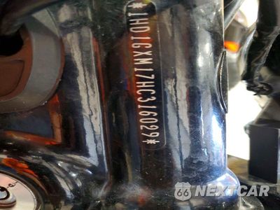 Zdjęcie 9 z 9 samochodu: 2017 HARLEY-DAVIDSON FXDB DYNA STREET BOB VIN:1HD1GXM17HC316029 - miniatura
