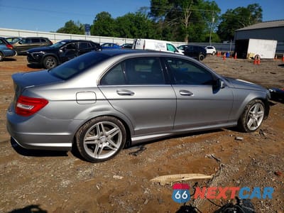 Trzecie zdjęcie samochodu z tyłu: 2013 MERCEDES-BENZ C 250 VIN:WDDGF4HB3DA848762 - miniatura