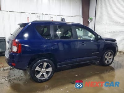Trzecie zdjęcie samochodu z tyłu: 2016 JEEP COMPASS LATITUDE VIN:1C4NJDEB1GD765712 - miniatura