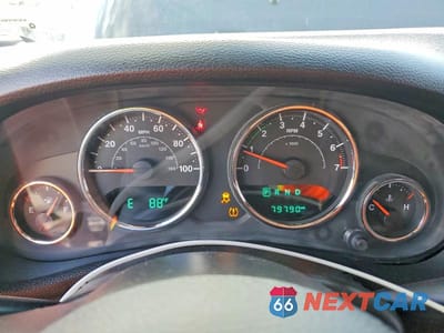 Zdjęcie 9 z 14 samochodu: 2016 JEEP WRANGLER UNLIMITED SAHARA VIN:1C4BJWEG1GL283693 - miniatura