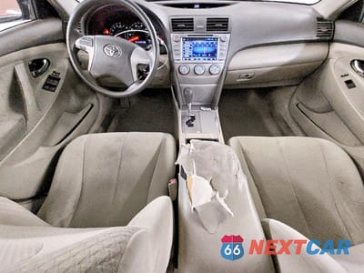 Zdjęcie 8 z 12 samochodu: 2009 TOYOTA CAMRY LE VIN:4T4BE46K29R073646 - miniatura