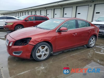 2013 VOLVO S60 T5 YV1612FS8D2202584 - główne zdjęcie licytacji z USA - miniatura