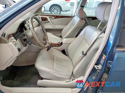 Zdjęcie 7 z 12 samochodu: 2001 MERCEDES-BENZ E 320 VIN:WDBJF65J11B204866 - miniatura