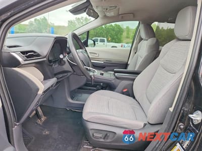 Zdjęcie 7 z 14 samochodu: 2022 TOYOTA SIENNA LE VIN:5TDKSKFC9NS070262 - miniatura