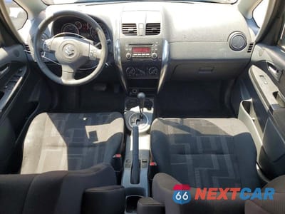Zdjęcie 8 z 12 samochodu: 2012 SUZUKI SX4 VIN:JS2YB5A35C6304452 - miniatura