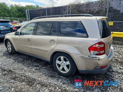 Drugie zdjęcie samochodu z przodu: 2007 MERCEDES-BENZ GL 450 4MATIC VIN:4JGBF71E37A122216 - miniatura