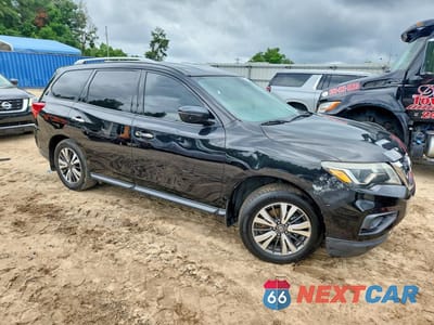 Czwarte zdjęcie samochodu z boku: 2017 NISSAN PATHFINDER S VIN:5N1DR2MN0HC658657 - miniatura