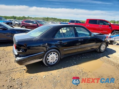 Trzecie zdjęcie samochodu z tyłu: 1998 MERCEDES-BENZ E 320 VIN:WDBJF65F6WA621456 - miniatura