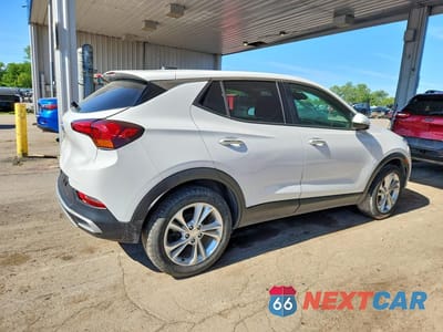 Trzecie zdjęcie samochodu z tyłu: 2020 BUICK ENCORE GX PREFERRED VIN:KL4MMBS21LB099561 - miniatura