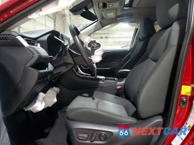Zdjęcie 7 z 13 samochodu: 2020 TOYOTA RAV4 XLE VIN:2T3P1RFV4LW137106 - miniatura