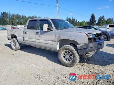 Czwarte zdjęcie samochodu z boku: 2004 CHEVROLET SILVERADO K2500 HEAVY DUTY VIN:1GCHK23U84F213014 - miniatura