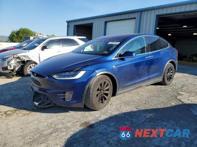 2019 TESLA MODEL X 5YJXCAE27KF152626 - główne zdjęcie licytacji z USA - miniatura