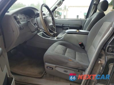 Zdjęcie 7 z 12 samochodu: 2003 FORD EXPLORER SPORT TRAC VIN:1FMZU67EX3UC07410 - miniatura