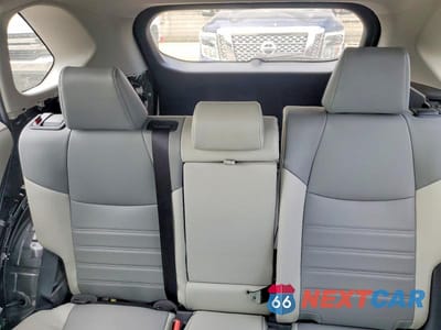 Zdjęcie 10 z 14 samochodu: 2023 TOYOTA RAV4 XLE PREMIUM VIN:JTMB6RFV0PD541678 - miniatura