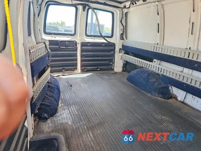 Zdjęcie 10 z 13 samochodu: 2014 CHEVROLET EXPRESS G1500 VIN:1GCSGAFX9E1103028 - miniatura