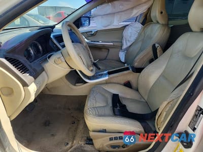 Zdjęcie 7 z 13 samochodu: 2010 VOLVO XC60 T6 VIN:YV4992DZ2A2019038 - miniatura