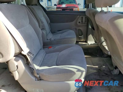 Zdjęcie 11 z 13 samochodu: 2008 TOYOTA SIENNA LE 7-PASSENGER VIN:5TDZK23C28S188998 - miniatura