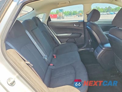 Zdjęcie 10 z 13 samochodu: 2020 KIA OPTIMA VIN:5XXGT4L31LG448298 - miniatura