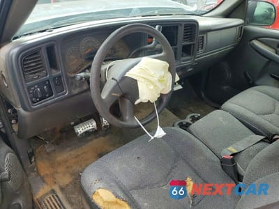 Zdjęcie 8 z 12 samochodu: 2005 CHEVROLET SILVERADO C1500 VIN:1GCEC14V05Z254061 - miniatura