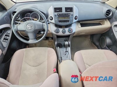 Zdjęcie 8 z 12 samochodu: 2008 TOYOTA RAV4 BASE VIN:JTMBD33VX85138391 - miniatura