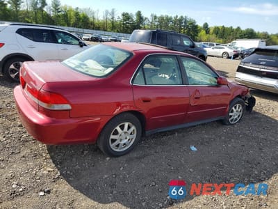 Trzecie zdjęcie samochodu z tyłu: 2002 HONDA ACCORD SE VIN:1HGCG56752A012945 - miniatura