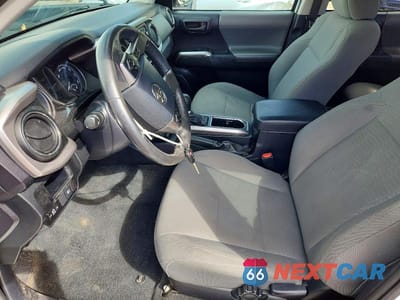 Zdjęcie 7 z 12 samochodu: 2018 TOYOTA TACOMA SR5 V6 VIN:5TFCZ5AN4JX129331 - miniatura