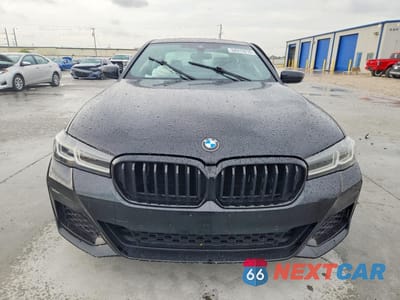Piąte zdjęcie samochodu w środku: 2022 BMW 530 I VIN:WBA53BH07NWX78004 - miniatura