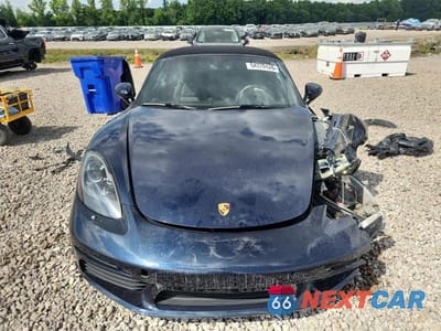 Piąte zdjęcie samochodu w środku: 2021 PORSCHE BOXSTER S VIN:WP0CB2A81MS225125 - miniatura